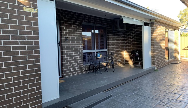 Great Choice-3 Bedrooms-freeparking, sliding Gate