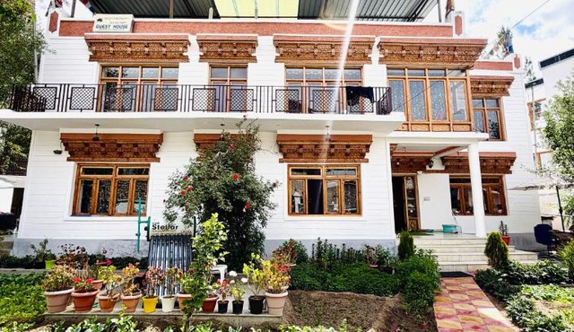 Gyalson Guest House