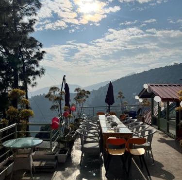 Hadley inn Kasauli