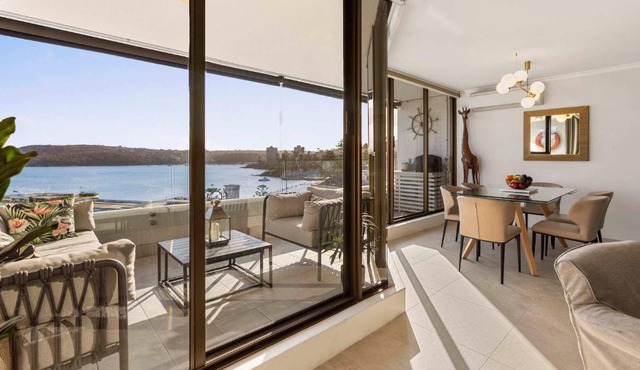 Harbourside apartment with Breathtaking Views