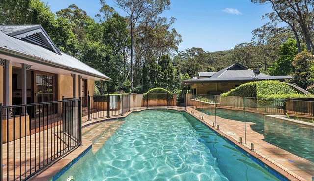 Holgate Homestead | Sauna, Pool, 3BR, 2.5 Acres