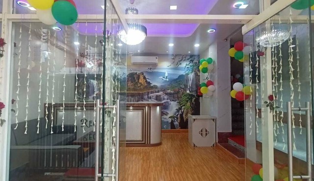 Hotel Abhishek Inn