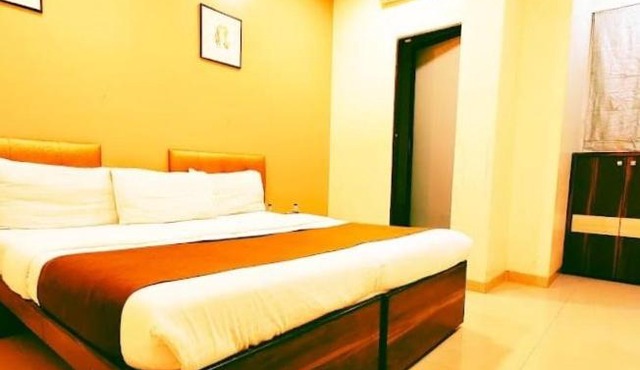 Hotel Amfahh Inn