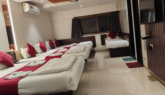Hotel Anand Palace