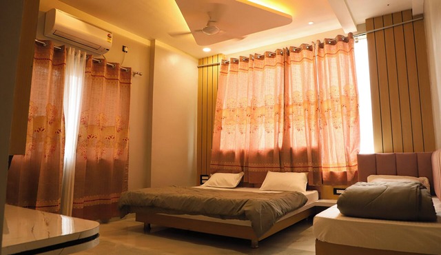 Hotel Bholenath