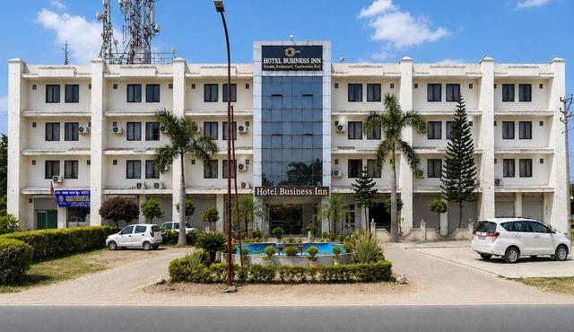 Hotel Business Inn