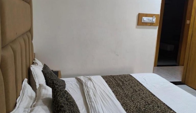 Hotel Crystal