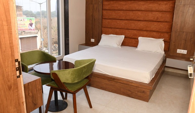 Hotel Govardhan Inn