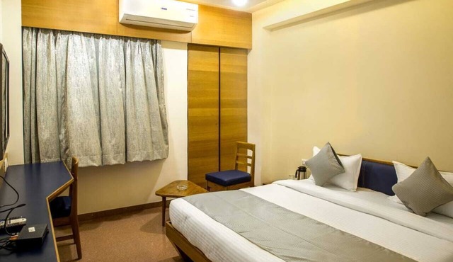 Hotel Grand Unity