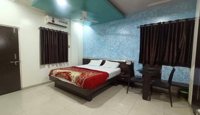 Hotel Mrunal Palace