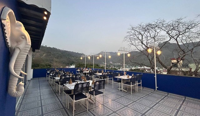 Hotel Ivory Hills