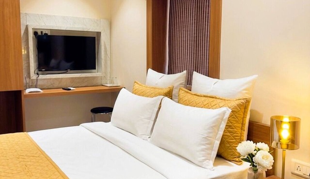 Hotel Jodiya - Near CST