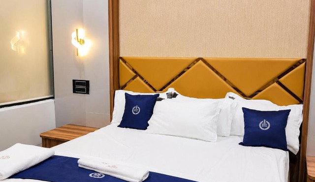 Hotel Lavanya palace