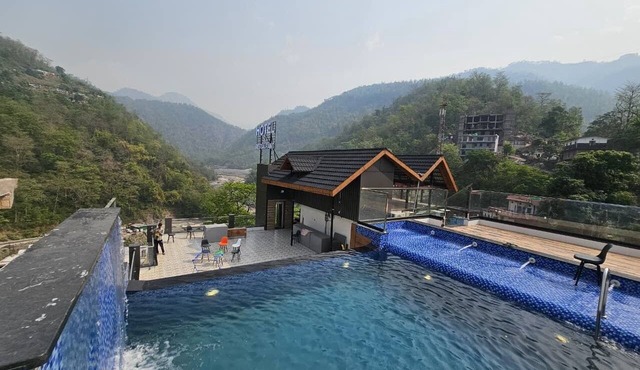 Hotel Limestarow in Rishikesh