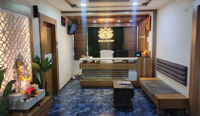 HOTEL LOTUS GOLD