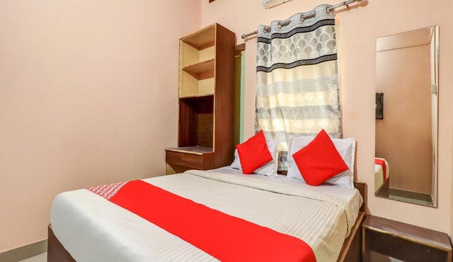 Hotel O by OYO Sidhu Kanhu & Banquet