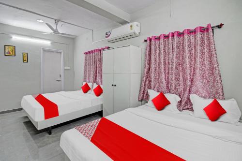 Hotel O Moonlight Inn