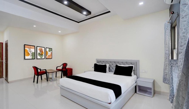 Hotel O Nest inn the comfort stay & banquet