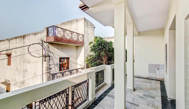 Hotel O Pallavi Residency
