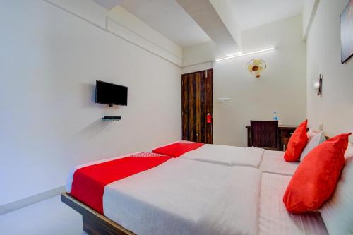 Hotel O Sairaj Lodge