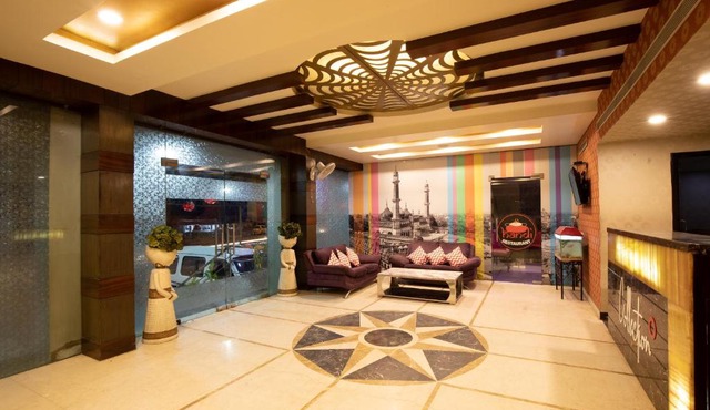 Hotel O Telone stay