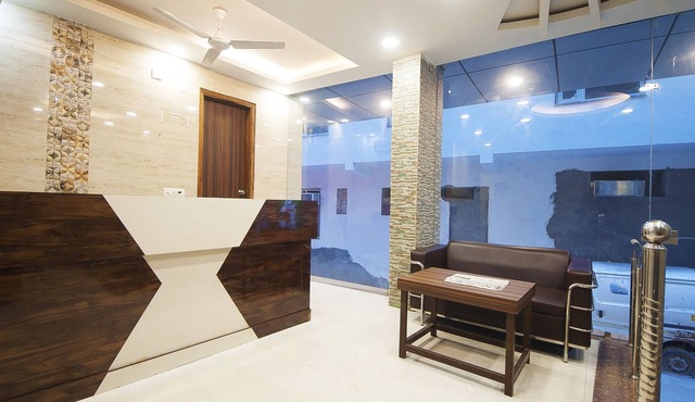 Hotel Perfectionist by Kelvish Hotel