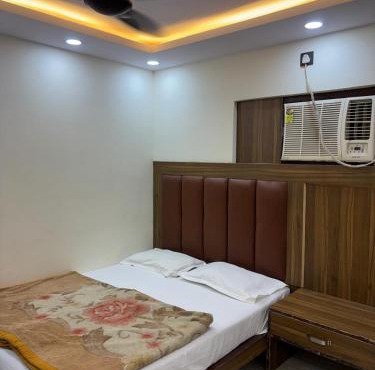 Hotel Rajdhani Palace New Delhi Railway Station