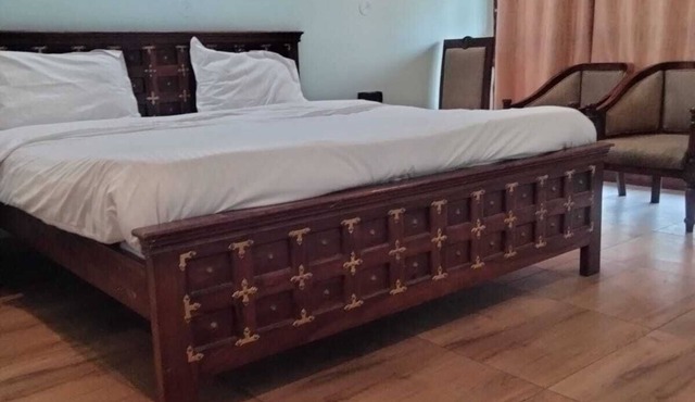 Hotel Rajshris Palace