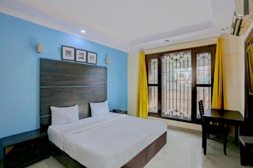 Hotel Rastro Palace