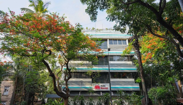 Hotel Raviraj