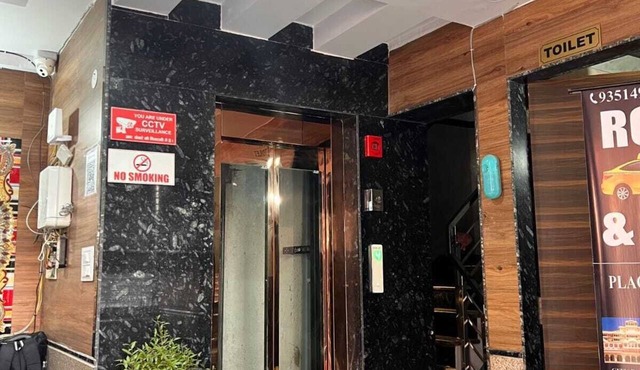 hotel royal raj