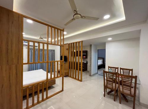 Hotel Shri Radha Nikunj - Opposite Prem Mandir