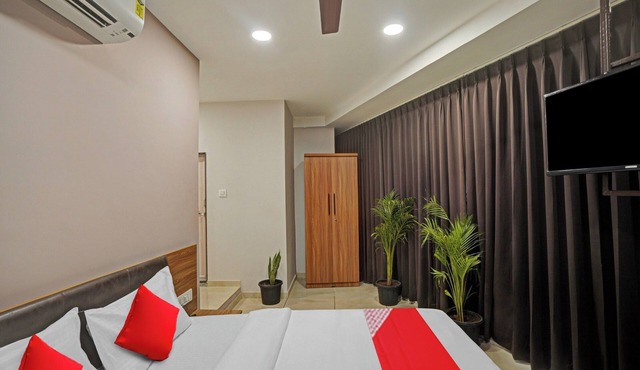 Hotel Sukoon, Best Luxurious Hotel Rooms In Surat City Center