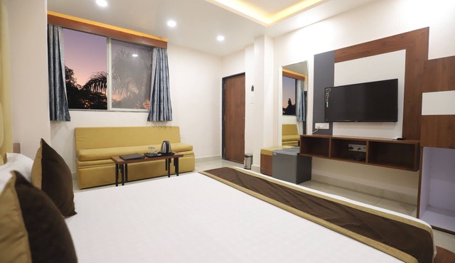 Hotel Vatika Palace Narmadapuram