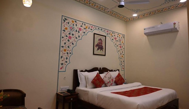 Hotel Virasat Haveli