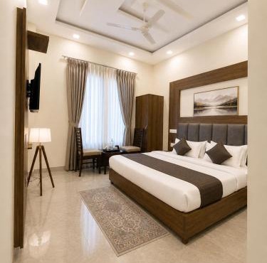 Hotel Woodlark Square Zirakpur Chandigarh # Family Hotel # Property of the Year