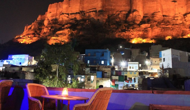 Kesar Heritage Guest House