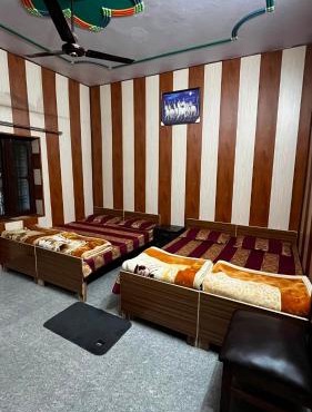 Khushraali hotel and restaurant