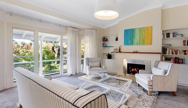 Kilmarth Hideaway —Stay 5, Pay 4