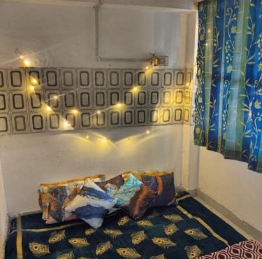 Kumbh friends and family homestay