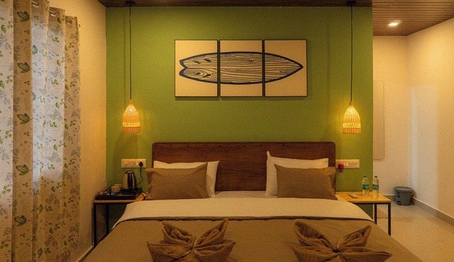Lagoon Stays Gokarna