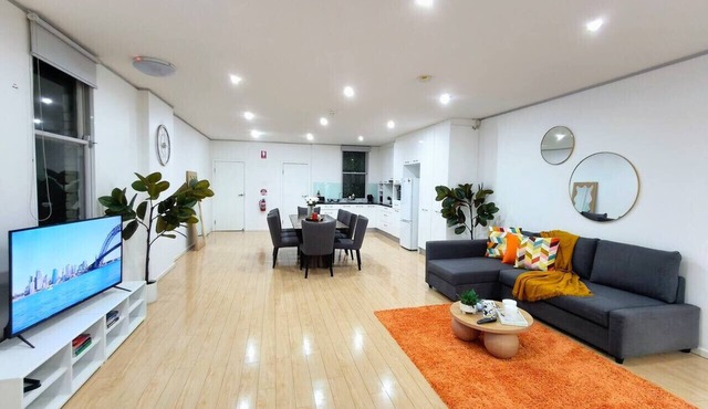 Large Central Property with Maximum Privacy
