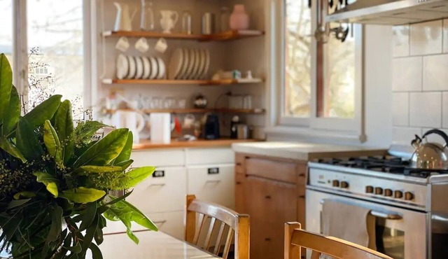 Marguerite House by Free Trade Co