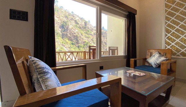 Maulyar Forest Resort