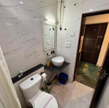 Meera Madhav Resort