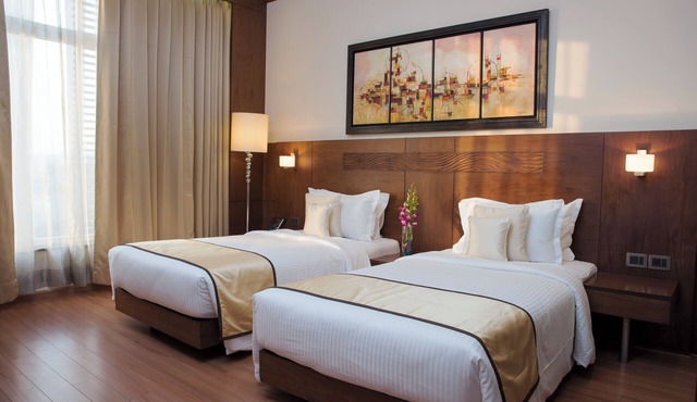 Monotel Luxury Business Hotel