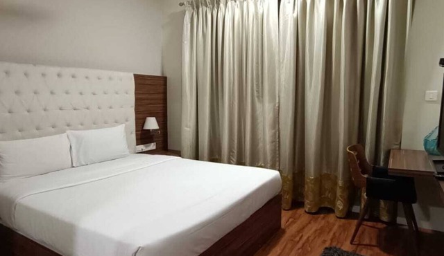 MWC Club by Downtown