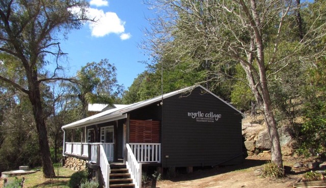 "Myrtle Cottage Motel Style Room"
