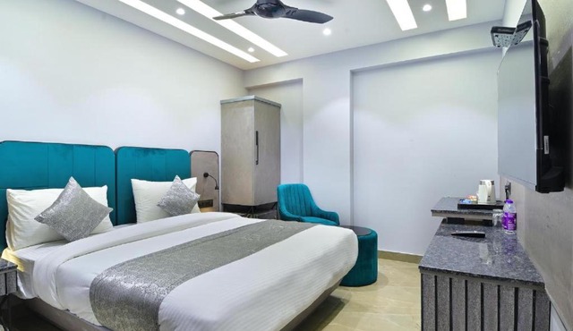 New Comfort Stay 2 Mints Walking Distance From New Delhi Railway Station