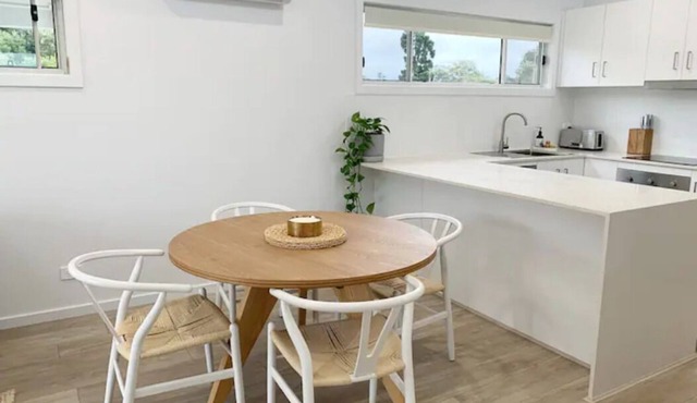 Newly built 2 story-dwelling *7 min from the beach!*